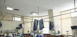 کاهش ورودی مبتلایان کرونا به بیمارستان‌ها / التماس می‌کنیم رعایت کنید