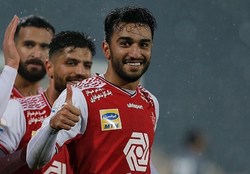 نعمتی: امیدوارم سالیان سال در پرسپولیس باشم