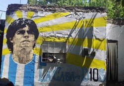 ممانعت دادگاه آرژانتین از سوزاندن جسد مارادونا