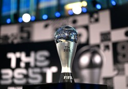 گزارش مراسم بهترین‌های فوتبال جهان  لواندوفسکی با سورپرایز اینفانتینو، بهترین بازیکن جهان شد + تصاویر