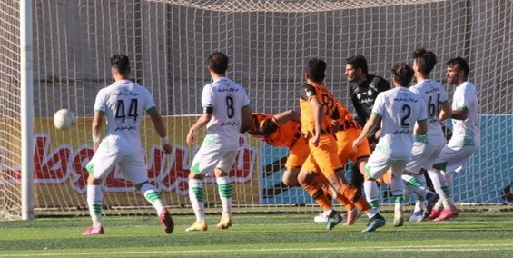 توقف تیم فوتبال ذوب‌آهن اصفهان در بازی دوستانه