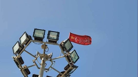 ماجرای خبر نصب پرچم چین در جزیره قشم  اقدام هواداران پرسپولیس جنجال ساز شد