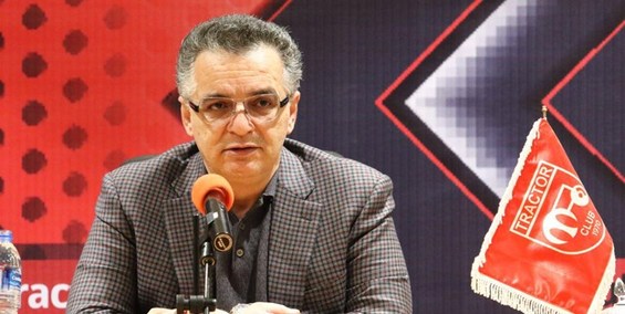 زنوزی: همین امروز آماده واگذاری تراکتور هستم