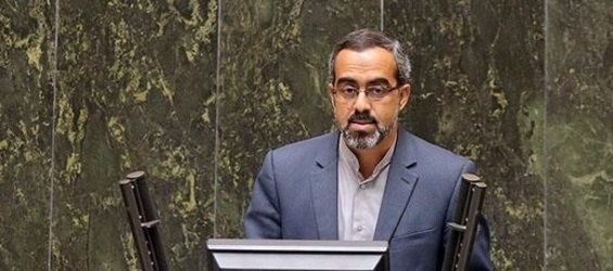 ایزدخواه، مخالف بودجه: قدرت خرید مردم با یارانه جبران نمیشود