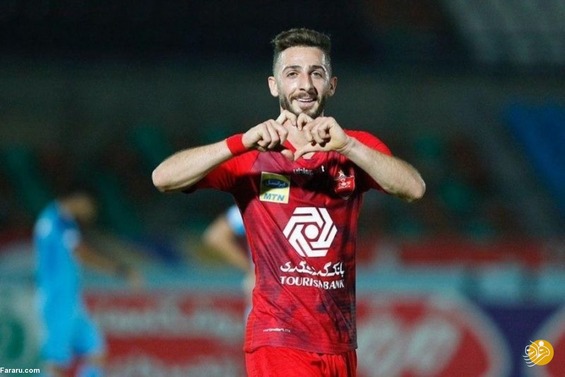 تمرین مهدی عبدی مهاجم پرسپولیس با همسرش+عکس