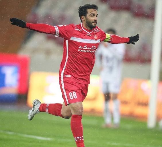 واکنش ستاره پرسپولیس به اظهارات مدیر استقلال