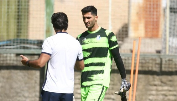 معاوضه بزرگ میان استقلال و فولاد / نکونام‌ در ازای انتقال ستاره تیمش، دست روی ۲ بازیکن آبی گذاشت