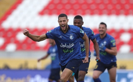 درآمد رودی ژستد در استقلال