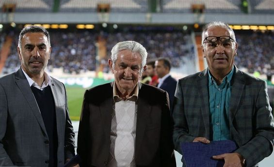 استقلال درصدر است ولی هنوز به تیمش اطمینان نداریم/مسجدسلیمانی ها نیمه دوم به استقلال حمله می کنند