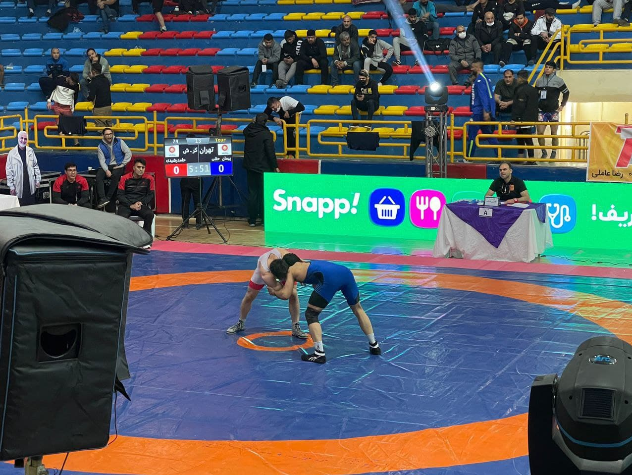 وقفه در برگزاری مسابقات کشتی آزاد