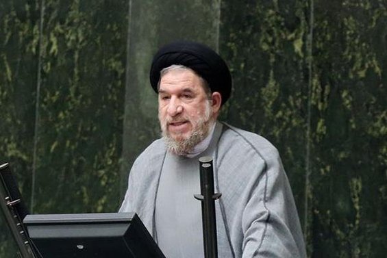 درصورت حذف ارز ترجیحی، کارت یارانه کالایی به مردم داده میشود