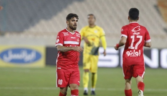 گل محمدی این بازیکن را خیلی دوست دارد