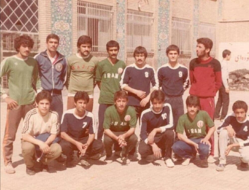 همبازی شدن قلعهنویی با یک فوتبالیست شهید در دهه۶۰/عکس