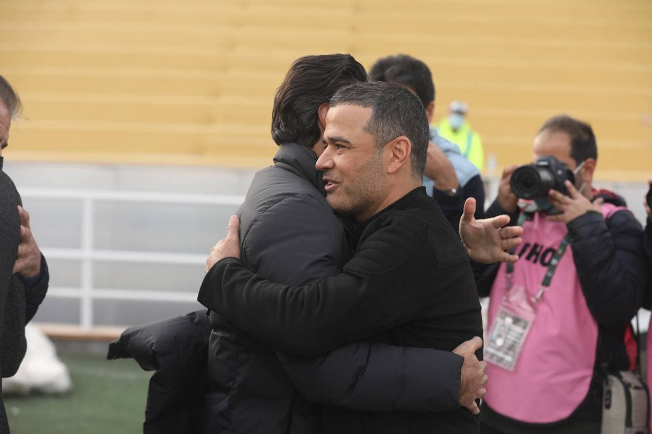 حاشیه بازی پدیده و استقلال| حضور بازیکن سابق تیم ملی و شکستن سر هافبک استقلال/2 بازیکن پدیده قهر کردند و رفتند