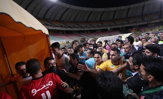 ستاره سپاهانیها و سید جلال چهارشنبه آشتی میکنند!