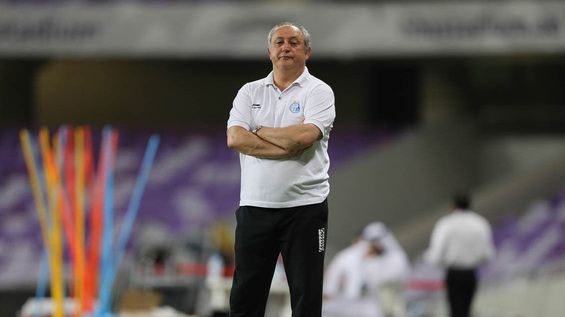 استقلال یک مدیر خوب در زمین دارد/ جناح راست با حضور یک استقلالی تقویت می شود