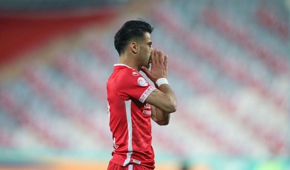 ماجرای پیشنهاد نجومی به مهاجم پرسپولیس و تعجب پیروانی