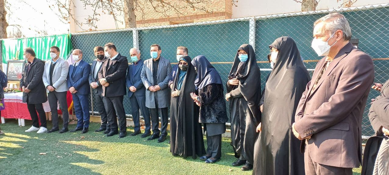 حضور مشاور رئیس جمهوری در تمرین فوتبال