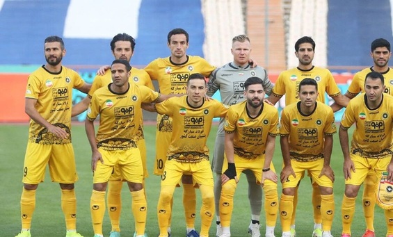 سپاهان پاداش ۹۰ میلیونی بازی با پرسپولیس را تکذیب کرد