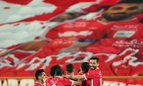انفعال پرسپولیس با نامههای بیثمر و بازارگرمی یک لژیونر