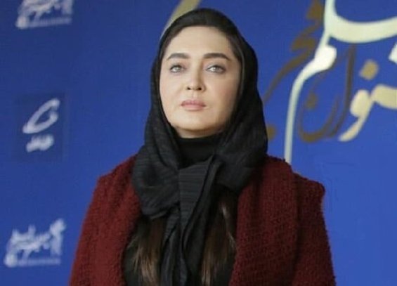 تیپِ سادهِ نیکی کریمی در جشنواره فیلم فجر عکس