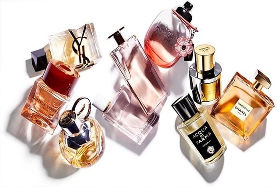 مطمئنترین راه برای خرید عطر ادکلن زنانه مطمئنترین راه برای خرید عطر ادکلن زنانه