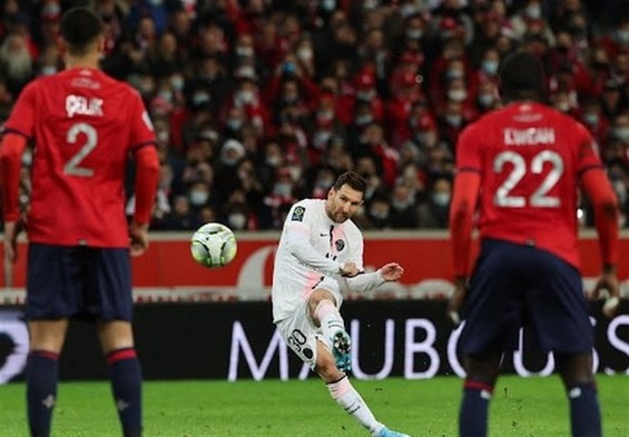 لوشامپیونه| پاری‌سن‌ژرمن با درخشش مسی قهرمان فصل گذشته را تحقیر کرد