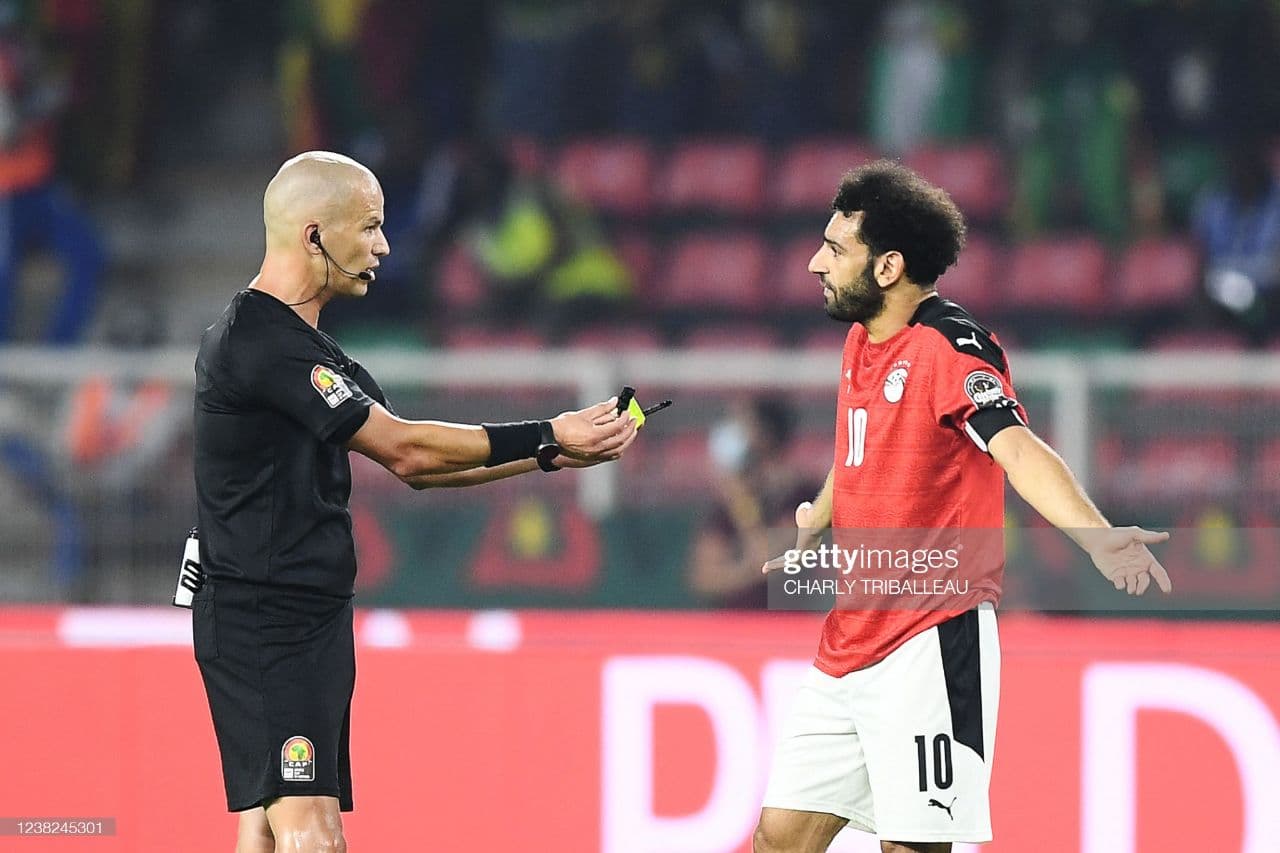 داور به محمد صلاح:بیا بگیر خودت سوت بزن!/عکس