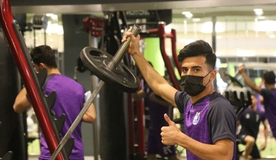 ۲ بازیکن «عزیز» مجیدی علیه کاپیتان و پدیده استقلال / فرهاد قید کدام بازیکن را می‌زند؟