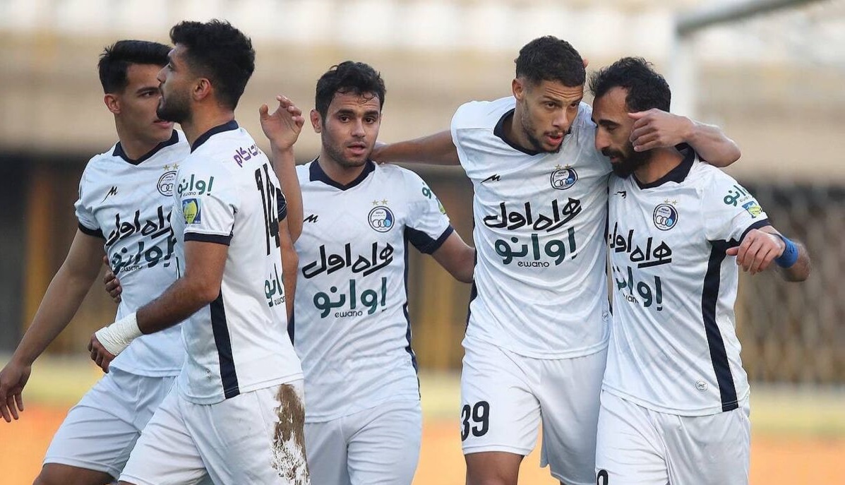 صدرنشینی استقلال وزارت ورزش را آبی کرد!
