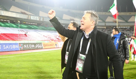 پشت پرده توقف ۲۴ ساعته سرمربی ایران در دُبی/ دو پیشنهاد وسوسه کننده به اسکوچیچ!