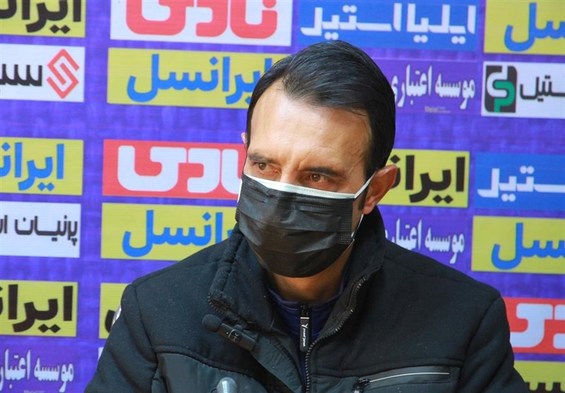 عنایتی: من کاره‌ای نیستم که از استقلال شکایت کنم
