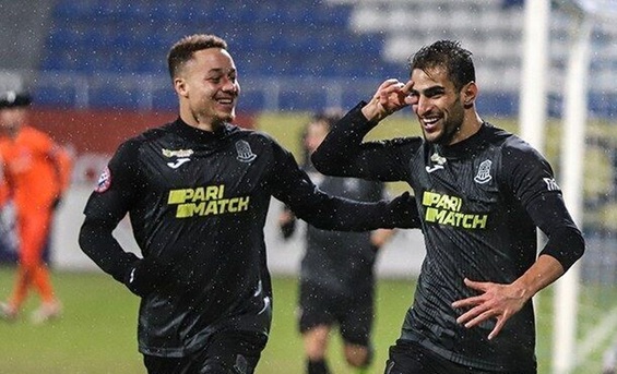 مذاکره پرسپولیسیها با لژیونر مطرح گلزن در تهران