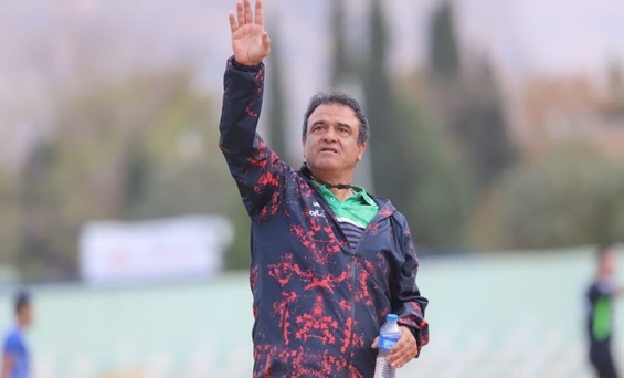 گل های ایران به عراق را اسکوچیچ و کریم باقری می زنند!/ با اعتصاب پرسپولیسی ها موافق نیستم