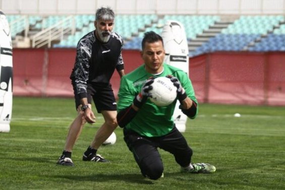 علامت سوال بزرگ درون دروازه پرسپولیس+عکس