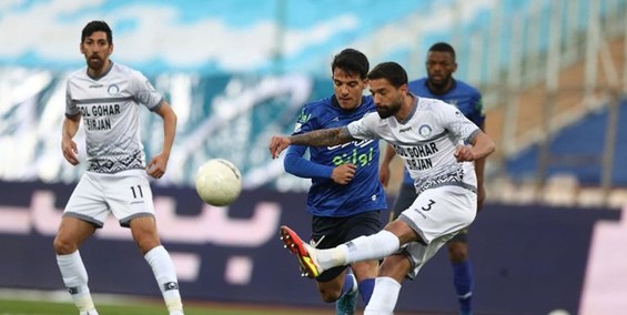 حاشیه بازی استقلال و گل گهر| عذرخواهی مدافع گل گهر از مجیدی/دانشگر مصدوم شد