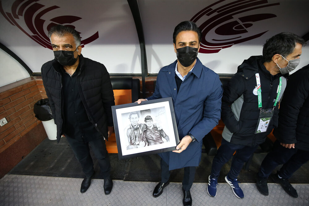 دلتنگی فرهاد مجیدی برای رفیق قدیمی&zwnj;اش/عکس