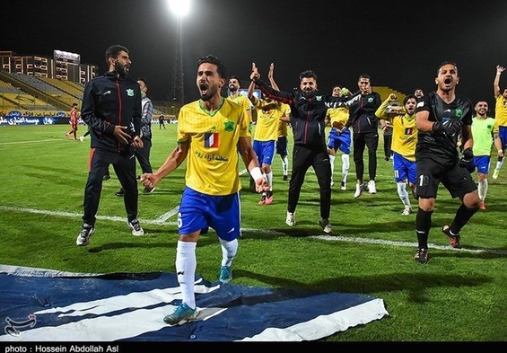 مطلقزاده: میتوانستیم بیشتر از ۲ گل به پرسپولیس بزنیم