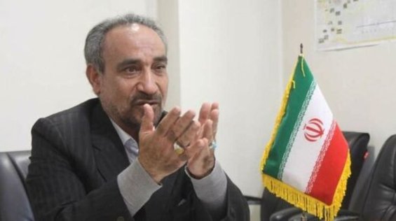 خباز : با حذف ارز ترجیحی مردم هم چوب را میخورند،هم پیاز را