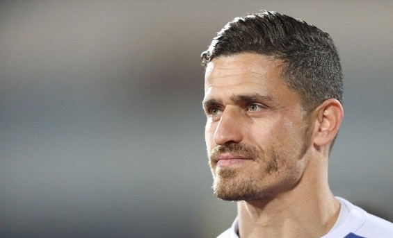 چرا غفوری بازوبند کاپیتانی استقلال را نبست؟