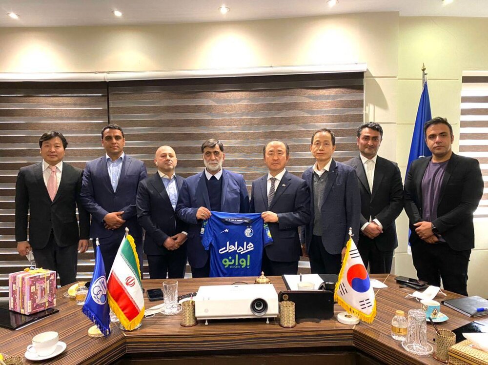 سفیر کره جنوبی استقلالی شد/عکس