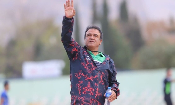 اگر بازیکن پرسپولیس فیکس بود راحت بازی را می بردیم/ خود استقلالی ها هم می دانند ۳ امتیاز حق ما بود
