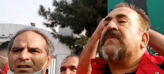 استقلال آمده بود ببازد؛ فاتحه لیگ را با این صدرنشین باید خواند/ آقای گل محمدی این بچه بازیها چیست؟