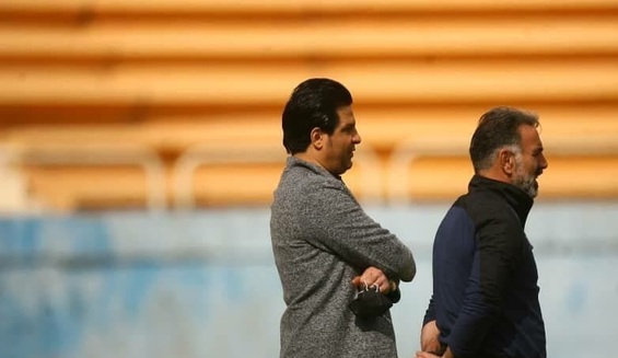 گل محمدی حق داشت عصبانی شود/ پرسپولیس ۱۱ بازیکن هم داشت باز گل می خورد!