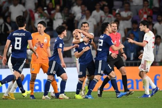 حاج‌صفی و گرفتن گردن یک ژاپنی!+عکس