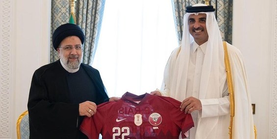 بازتاب اهدای پیراهن تیم ملی قطر به رئیسی+عکس