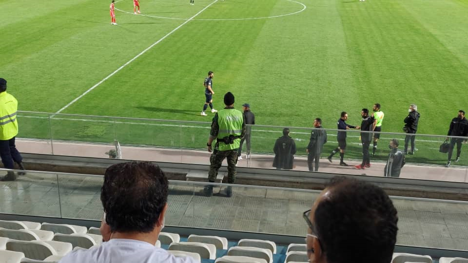 حاشیه بازی گلگهر و پرسپولیس| کنایه گزارشگر به گل سرخ ها، اخراج سرپرست گلگهر و اعتراض گلمحمدی به داور حاشیه بازی گلگهر و پرسپولیس| کنایه گزارشگر به گل سرخ ها، اخراج سرپرست گلگهر و اعتراض گلمحمدی به داور