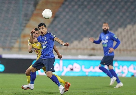 کریمی: درویش به کادر فنی پرسپولیس تذکر دهد که حاشیه درست نکنند