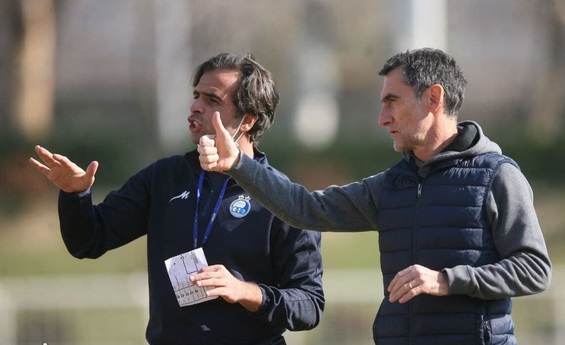 عکس یادگاری مجیدی و دستیار خارجی در حرم؛مشهدی گابریل!