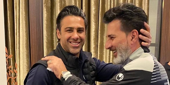 حاشیه بازی نساجی و استقلال| برخورد گرم مجیدی با بیانی و شجاعی/حضور افراد متفرقه در ورزشگاه امام رضا(ع)